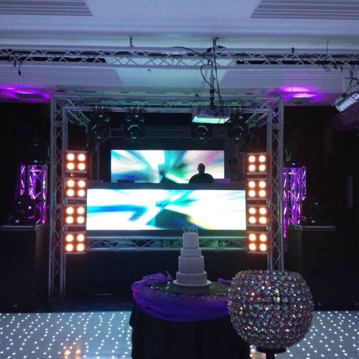 LED Video Dj Booth